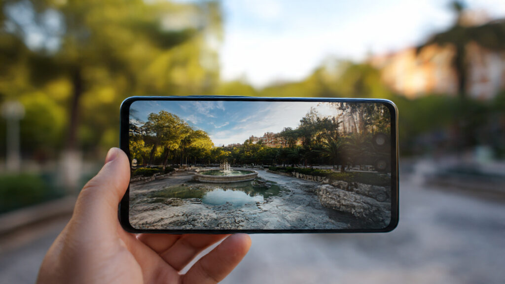 est Smartphones Under ₹15000 in India